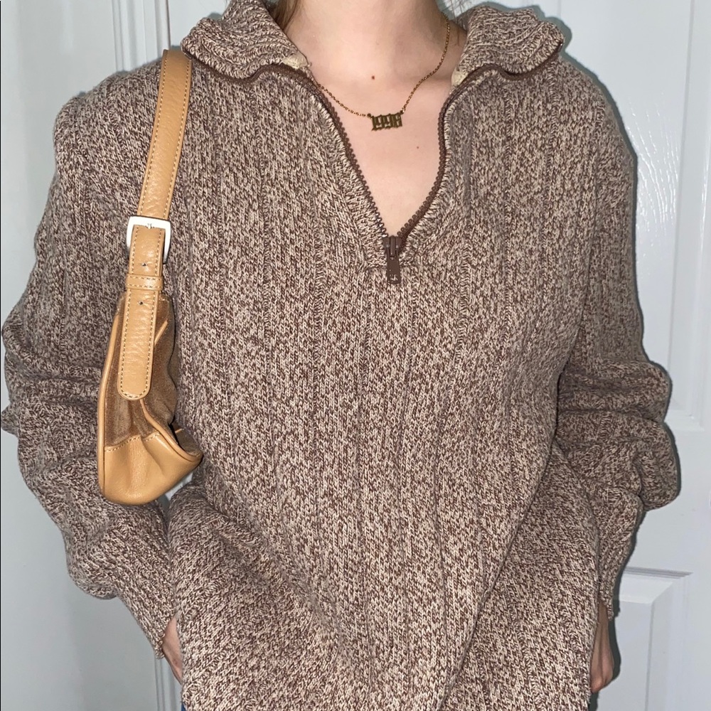 Vintage Oscar De La Renta sweater ✨